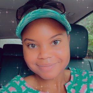 Meet your Posher, Racquel